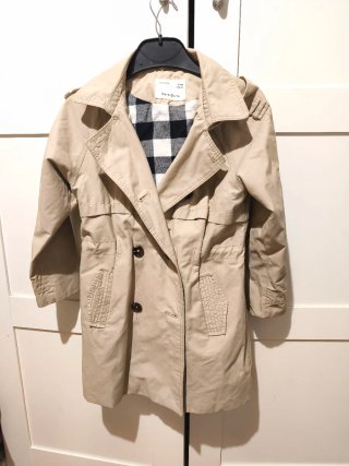Gabardina Zara niña beige T.8 128cm