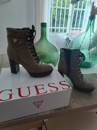 Botines Guess mujer 40