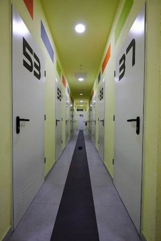 Trastero en alquiler en Pueblo Nuevo en Madrid
