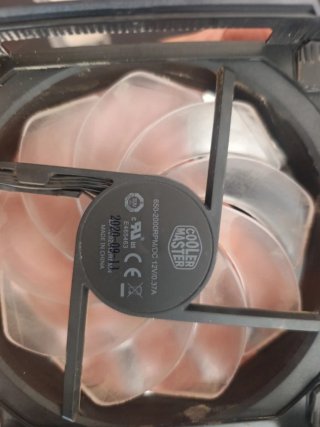 Cooler Master 650-2000RPM 12V Ventilador