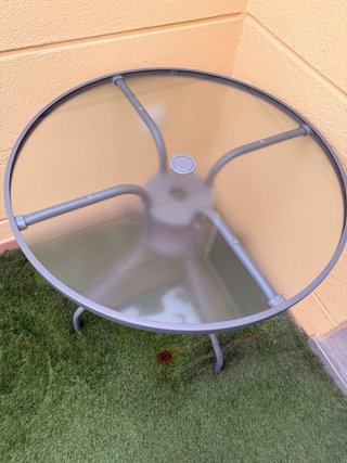 Mesa redonda cristal y metal