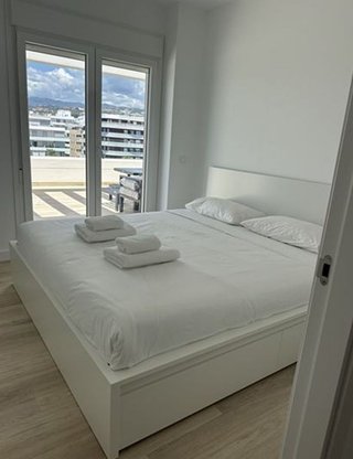 Ático en alquiler en Rodeo Alto-Guadaiza-La Campana en Marbella