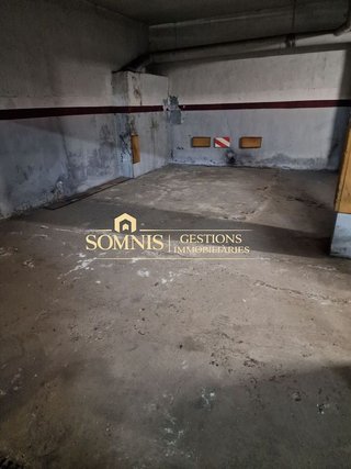 Garaje en venta en Centre - Cordelles en Cerdanyola del Vallès