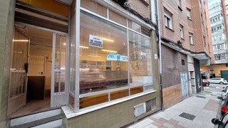 Local comercial en venta en El Llano en Gijón