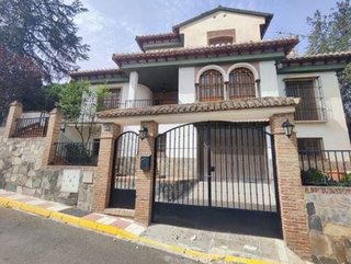 Chalet en venta en Otura