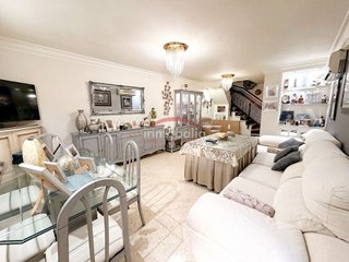 Casa adosada en venta en Avenida de las Ciencias en Sevilla