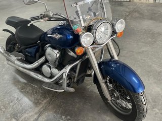 Kawasaki Vulcan 900