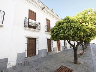 Edificio en venta en Olivenza