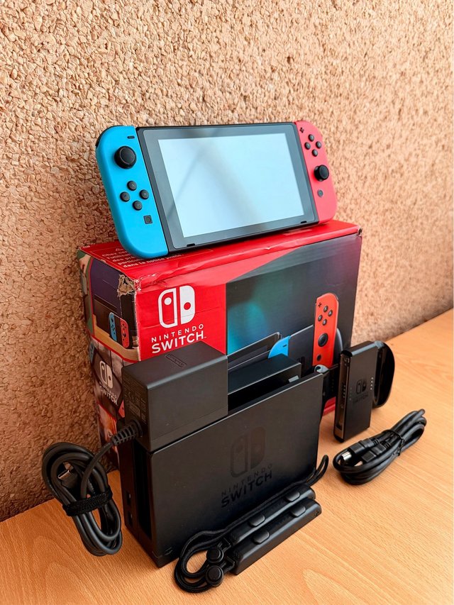 Nintendo Switch + Accesorios