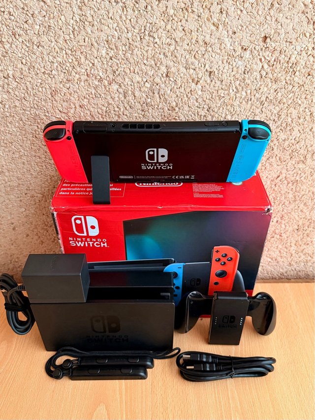 Nintendo Switch + Accesorios
