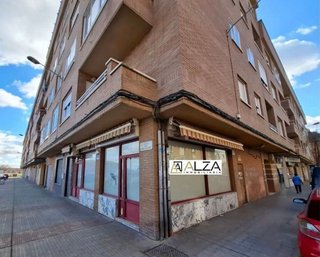 Local comercial en venta en Los Bloques en Zamora