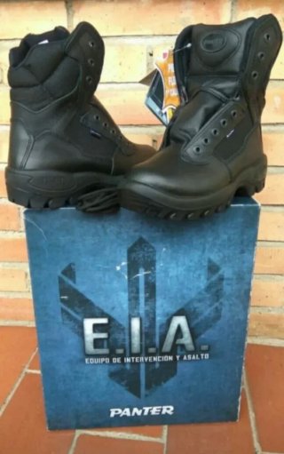 BOTAS MILITARES O POLICIALES Talla 41