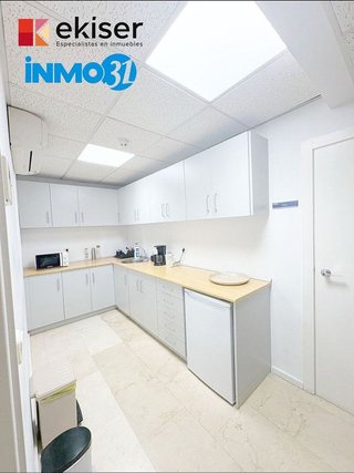 Oficina en alquiler en Ermitagaña - Mendebaldea en Pamplona