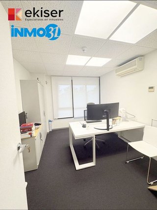 Oficina en alquiler en Ermitagaña - Mendebaldea en Pamplona