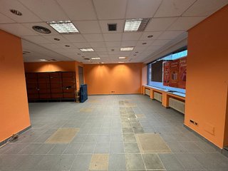 Local comercial en venta en San Juan en Pamplona