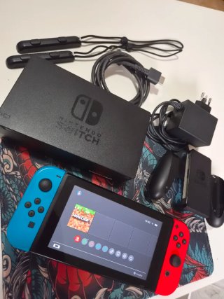 Nintendo Switch seminueva