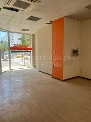 Local comercial en alquiler en La Granja en Zaragoza