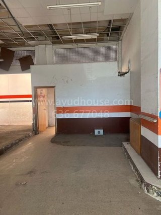 Local comercial en alquiler en La Granja en Zaragoza
