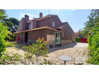 Chalet en venta en Hervencias en Ávila