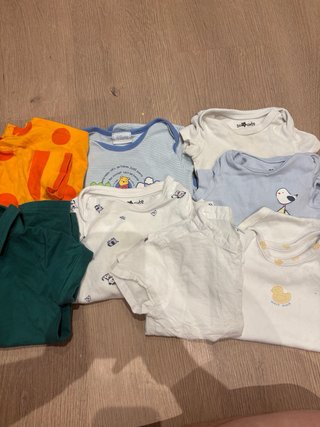 Pack de ropa para bebé