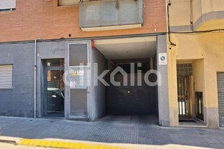Garaje en venta en La Cogullada en Terrassa