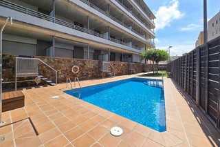 Piso en venta en Salatar en Roses