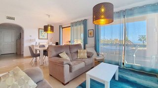 Piso en venta en Puerto de la Duquesa en Manilva