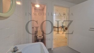 Local comercial en alquiler en Centro en San Sebastián-Donostia