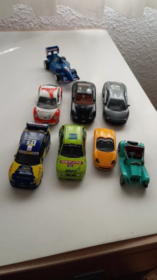 Lote de8 coches de juguete