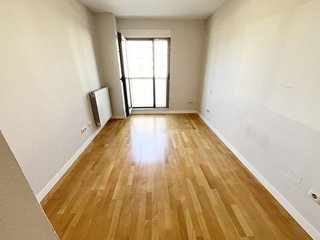 Piso en alquiler en Las Tablas en Madrid