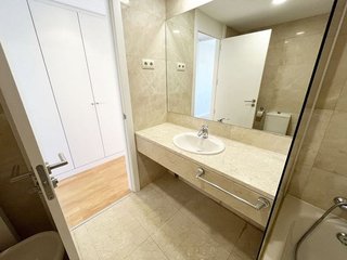 Piso en alquiler en Las Tablas en Madrid