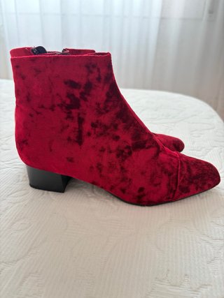 Botines de terciopelo rojo Mango