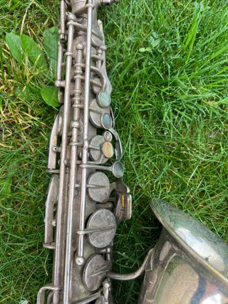 Saxofon Alto Antiguo E. Beaugnier Paris Vintage