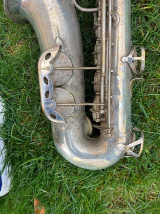 Saxofon Alto Antiguo E. Beaugnier Paris Vintage