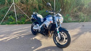 Suzuki GSR 600 Naked