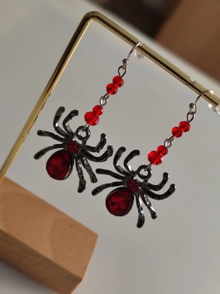 Pendientes Tarántula con Cristales Rojos