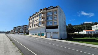 Local comercial en venta en Cee