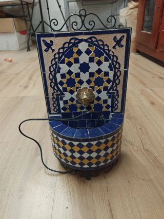 Fuente artesanal mosaico marroquí