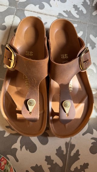 Sandalias Birkenstock Gizeh Big Buckle Marrones