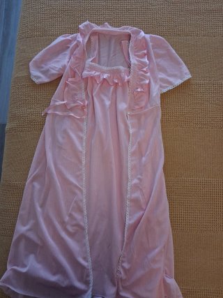 Conjunto de Camisón y Bata Rosa