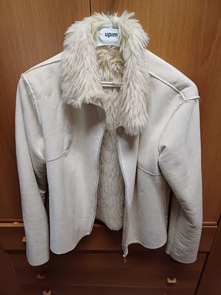 Giubbino ecopelle bianco con pelliccia