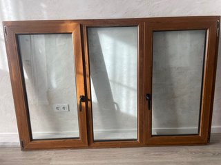Ventana PVC 3 hojas (1 fija, 2 abatibles)