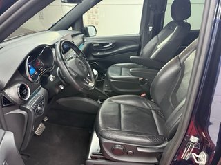 Mercedes-Benz V300d AMG 2022 239cv 9 velocidades