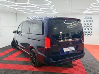 Mercedes-Benz V300d AMG 2022 239cv 9 velocidades