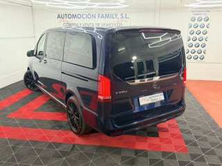 Mercedes-Benz V300d AMG 2022 239cv 9 velocidades