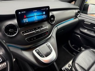 Mercedes-Benz V300d AMG 2022 239cv 9 velocidades