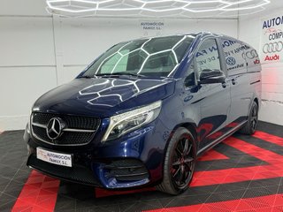 Mercedes-Benz V300d AMG 2022 239cv 9 velocidades