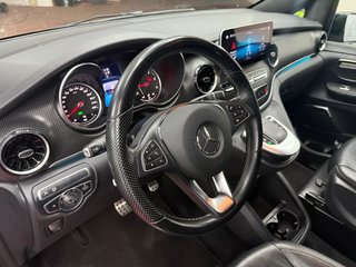 Mercedes-Benz V300d AMG 2022 239cv 9 velocidades
