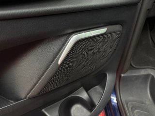 Mercedes-Benz V300d AMG 2022 239cv 9 velocidades