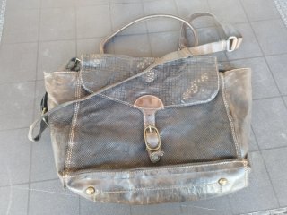 Bolso Bandolera Campomaggi de Cuero lavado.